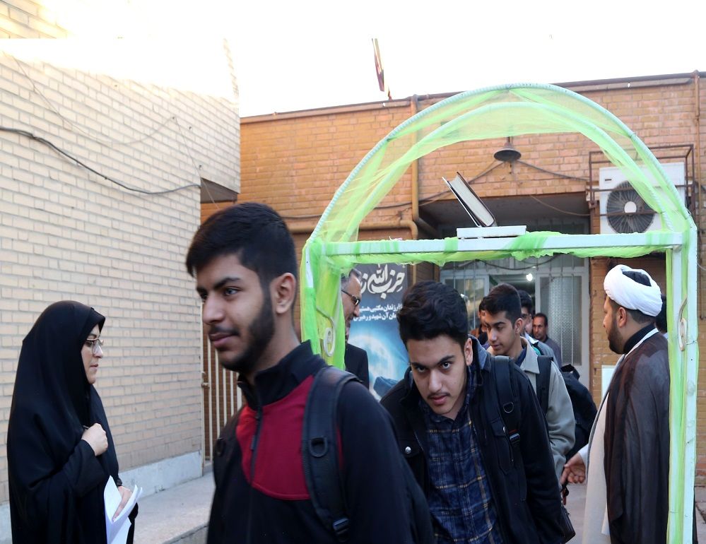 اعزام ۲۲ دانش‌آموز خوزستانی به ایستگاه پرورازی یزد/  سفر به سرزمین وحی