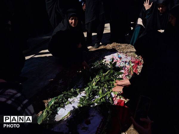 امروز شیروان در سوگ ۳شهید جنگ تحمیلی نشست