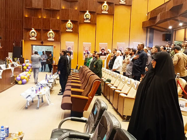 جلوه‌هایی از دومین جشنواره روایت جهاد در قم