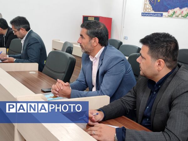  نشست جلسه شورای آموزش و پرورش در شهرستان مانه