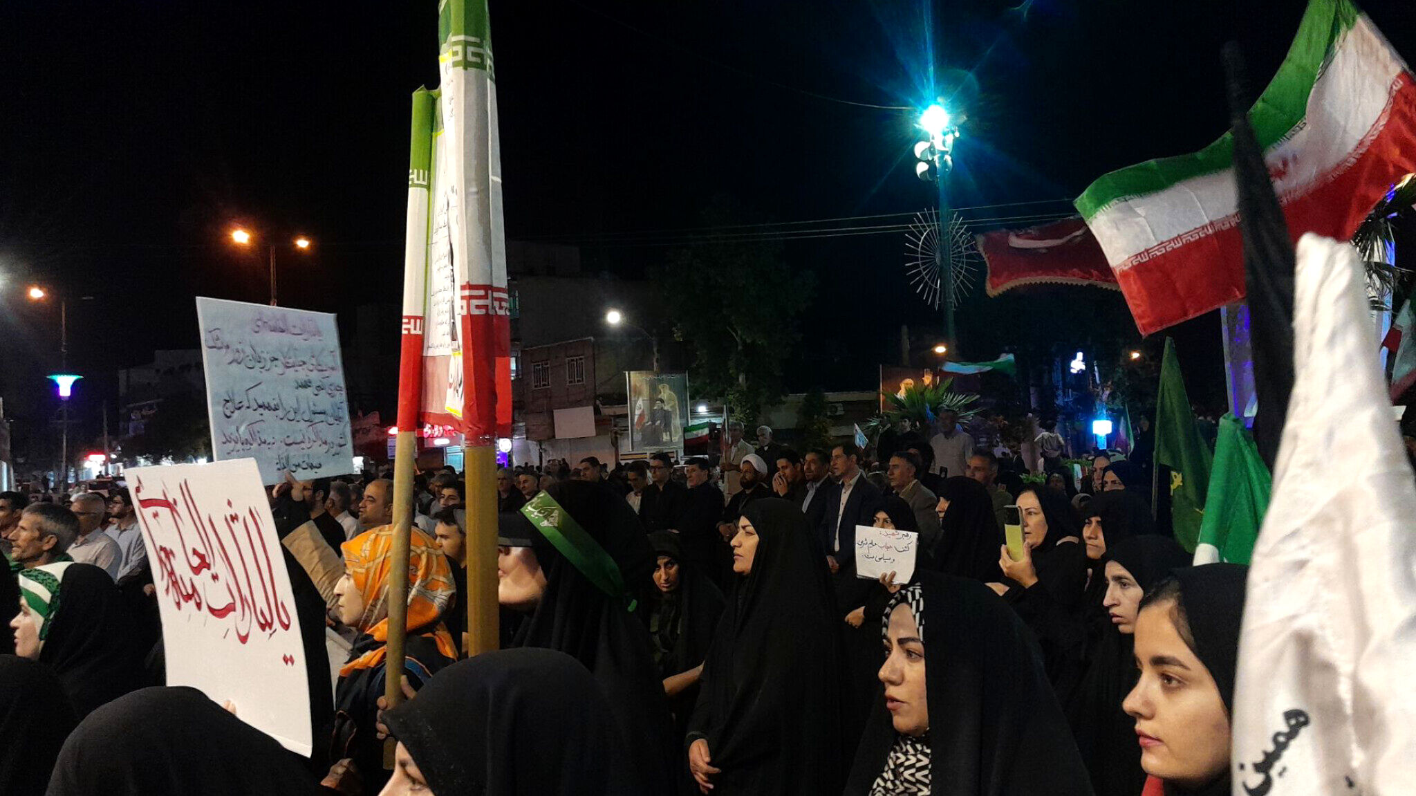 کوهدشت ،اوج معنویت وهمبستگی مردمی