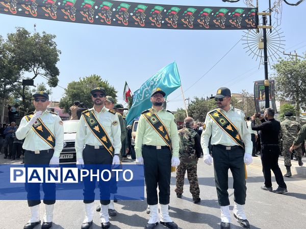 تشییع پیکر شهید ایمان وحیدی در آشخانه