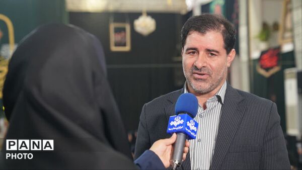 ویژه برنامه قرآنی یادبود و بزرگداشت امام و رهبر شهید سید علی حسینی خامنه‌ای