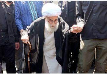 حضور آیت الله جنتی در مراسم تشییع آقای شهید ایران