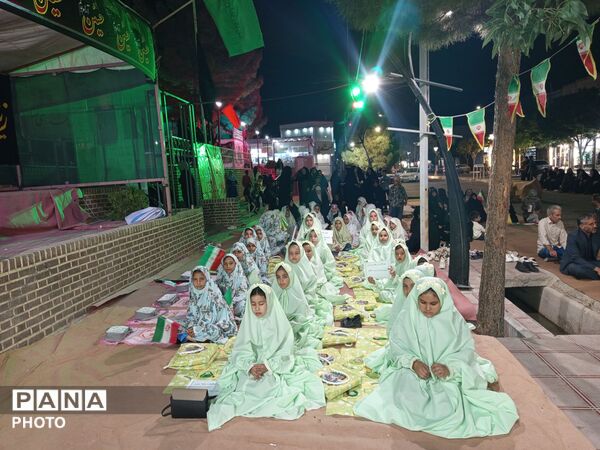 شکوفایی درحریمِ عشق؛ جشنِ فرشته‌ها در میدانِ نجفیه زاوه