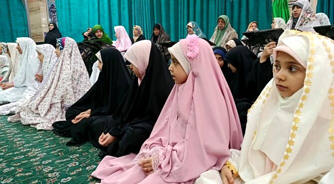 شروع اعتکاف دانش‌آموزان شهرستان ساوجبلاغ  