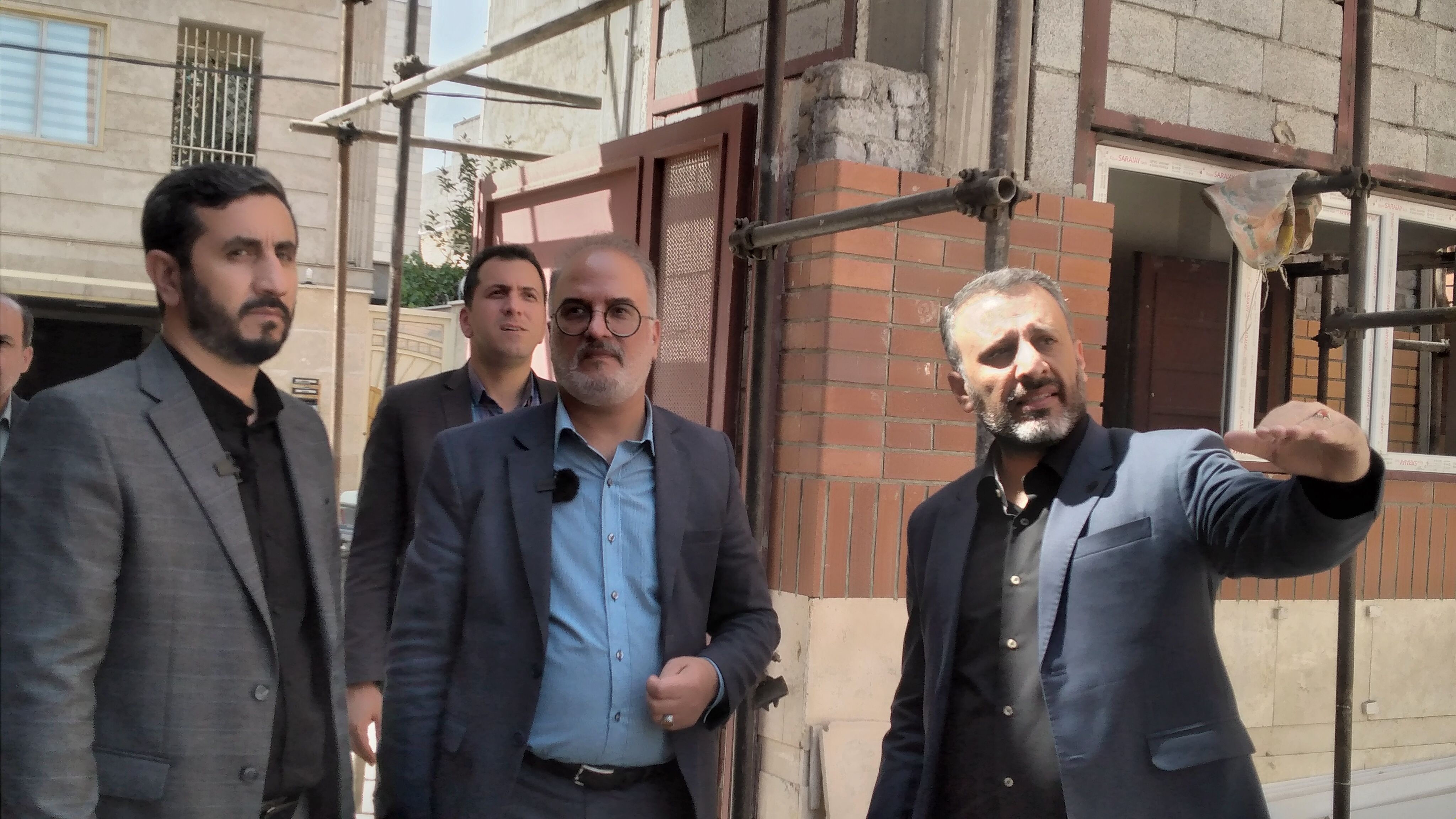 بازدید مدیرکل نوسازی توسعه و تجهیز مدارس استان تهران از پروژه‌های مدارس شهرستان اسلامشهر