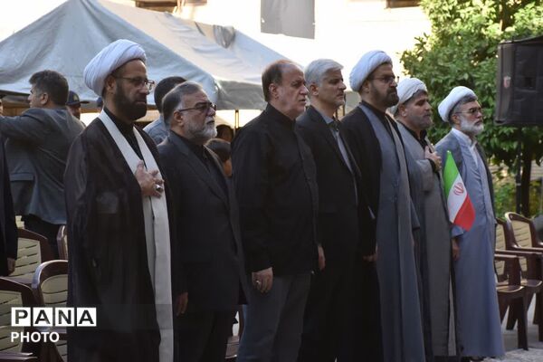 آیین بدرقه و وداع با رهبر شهید انقلاب