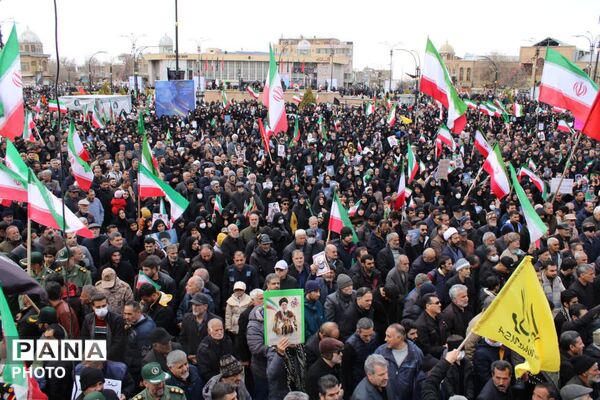 مراسم باشکوه بیعت مردم همدان با رهبر جدید انقلاب اسلامی 