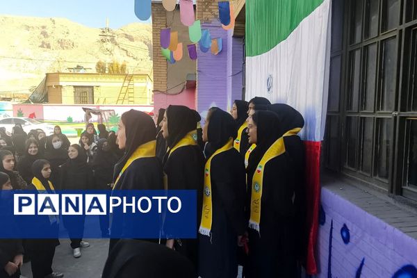 گرامیداشت ایام الله دهه فجر در دبیرستان رضوی شیراز