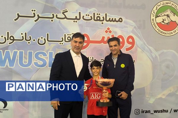 کسب مدال نقره مسابقات قهرمانی جوانان جهان توسط سید آرشام خلیل پور، دانش‌آموز آموزشگاه غفاری ناحیه دو شهرری 