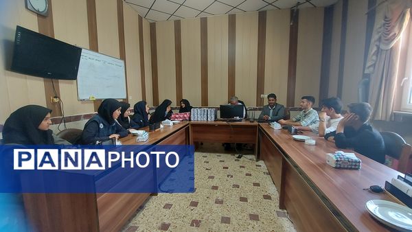 تقدیر از دانش‌آموزان خبرنگار‌ فعال خبرگزاری پانا زنجان