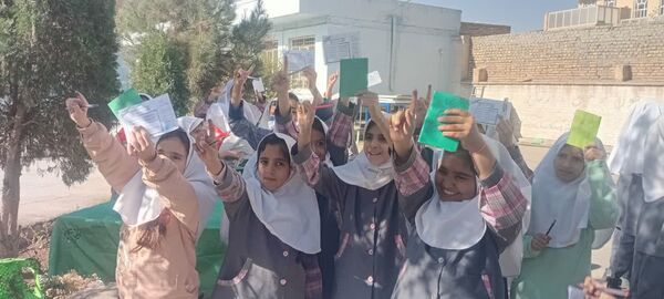 انتخابات شورای دانش‌آموزی در دبستان شهید عامل هوشمند زارچ 