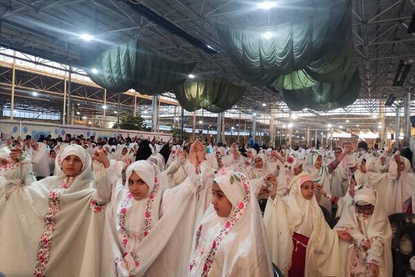 جشن تکلیف و مراسم روزه اولی‌ها در مسجد الشهدا شیراز