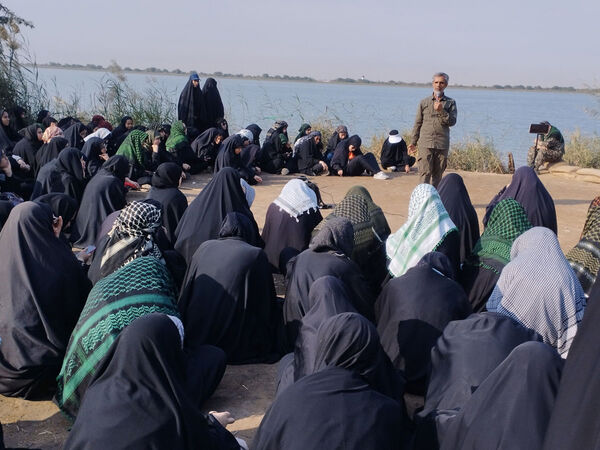 اعزام آخرین گروه از دختران دانش‌آموز ناحیه یک قم به اردوی راهیان نور