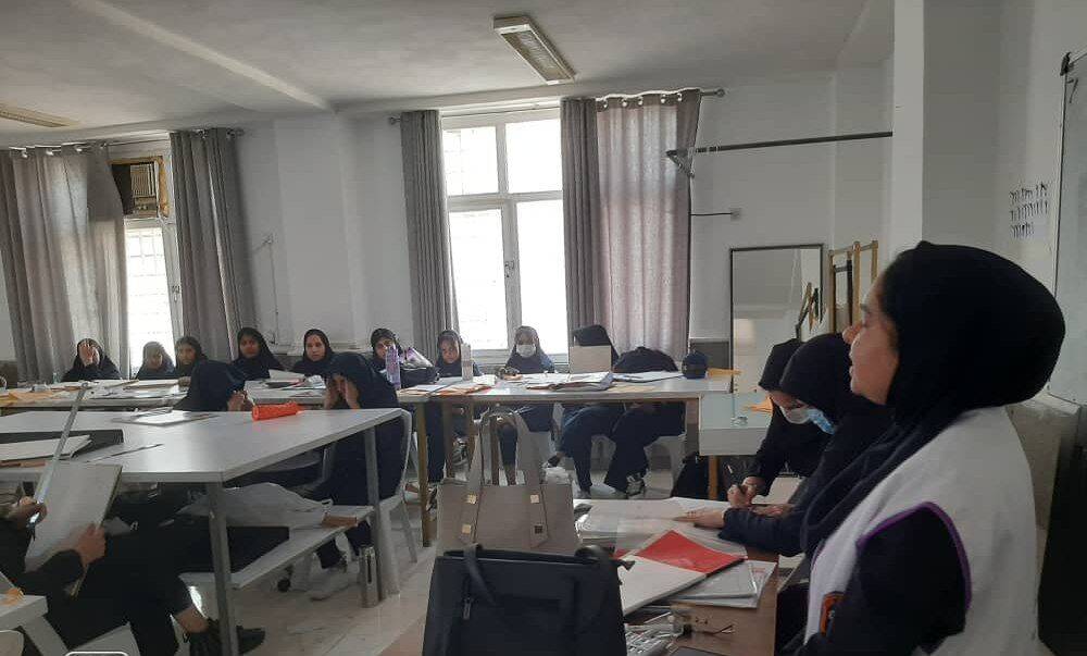هفته بهداشت روان هنرستان زهرای مرضیه حاجی‌آباد