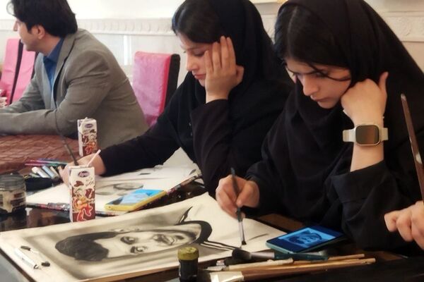 آیین تجلیل از برگزیدگان نمایشگاه‌های مدرسه انقلاب، جشنواره نوجوان سالم و یاریگران زندگی شهرستان‌های استان تهران
