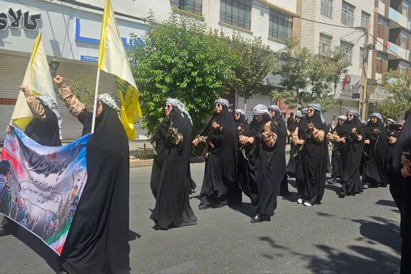 راهپیمایی جان‌فدایان ایران در شیراز - 1