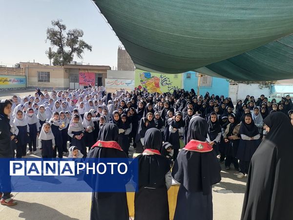 سه شنبه‌های مهدوی در دبستان ناهید نخودی 