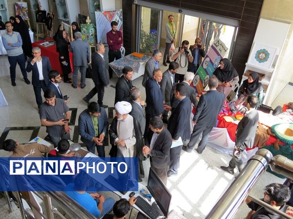 آیین تجلیل از معلمان نمونه استانی در بجنورد