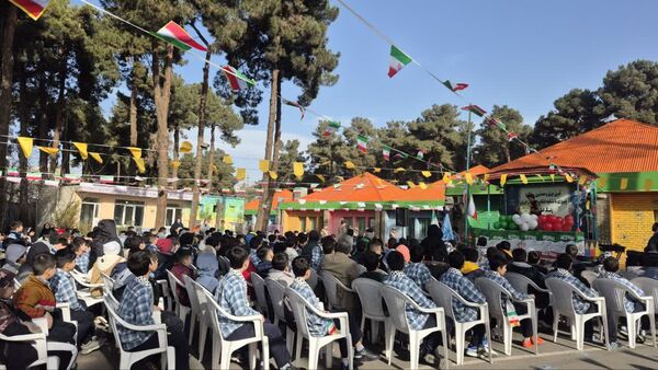 چهل و هفتمین بهار آزادی زنگ انقلاب به صدا درآمد
