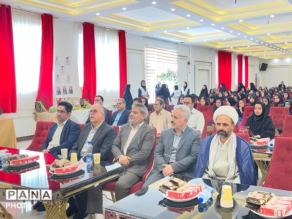 جشن جوانه ها در دبیرستان علامه حلی بیرجند