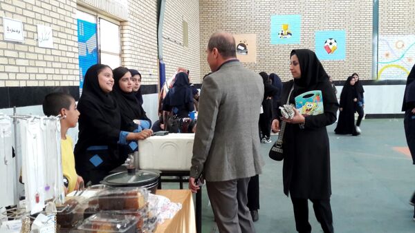 برپایی بازارچه مدرسه‌ای در مجتمع عشایری امید انقلاب