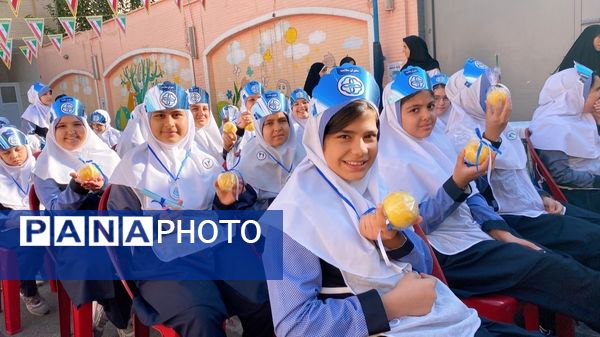 افتتاحیه سفیران سلامت مدرسه دخترانه شهید نوری