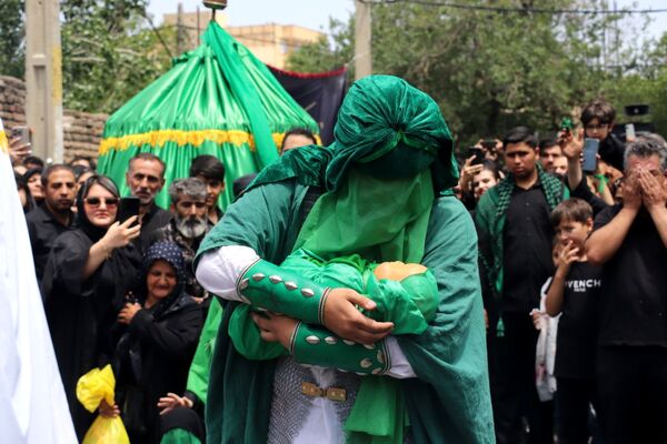 سنت قدیمی شبیه‌خوانی و خیمه‌سوزی در تبریز