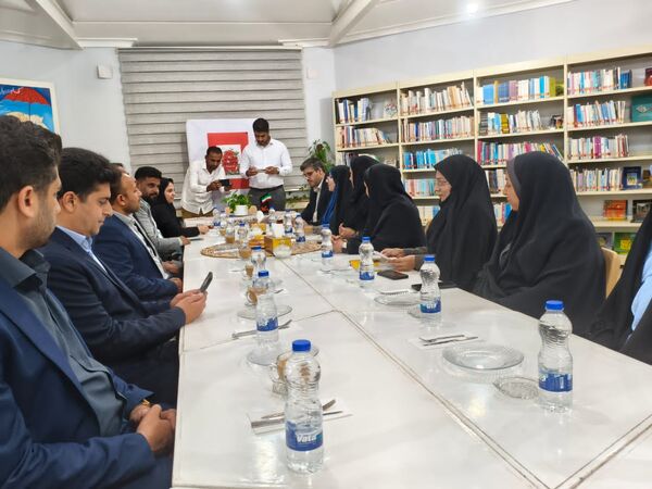 روز پرکار هیات استانداری در شرق هرمزگان