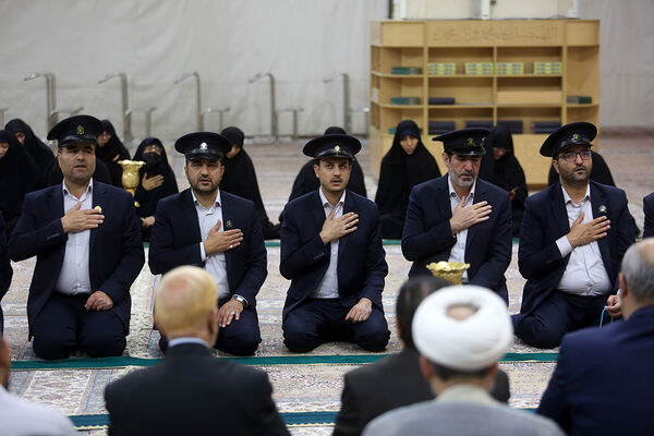 آیین سیاهپوشی حرم حضرت معصومه(س) در آستانه ماه عزاداری سیدالشهدا(ع)