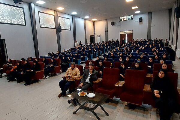 بزرگداشت هفته دفاع مقدس در کانون فاطمیه کهریزک