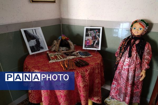 نمایشگاه هنرهای دستی دانش‌آموزان در کانون فرهنگی، تربیتی عصمت اردبیل 
