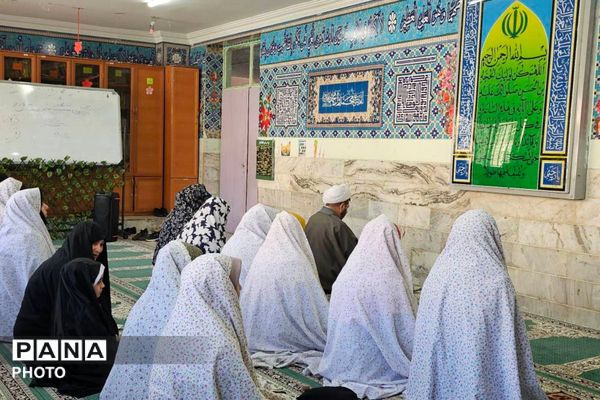 محفل نور در دبستان هدی شهر قدس