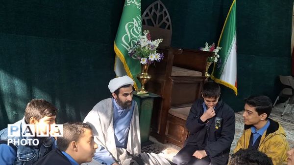 رقابت پسران ناحیه یک قم در مسابقات قرآن، عترت و نماز دانش آموزی