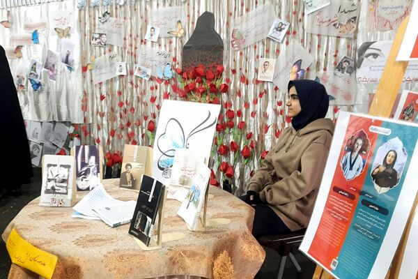 برپایی نمایشگاه دستاورهای دانش‌آموزان منطقه کهریزک 