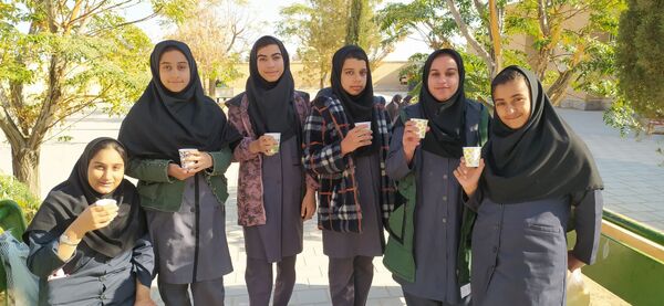 صبحگاه شاد مدارس دخترانه استان اصفهان در قالب طرح «نوجوان شاد ایرانی (نشا)»