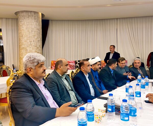 آیین تجلیل ازخادمین مراسم اعتکاف دانش‌آموزی