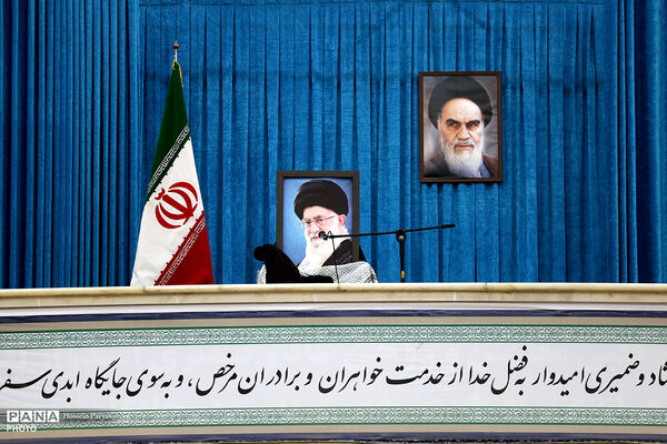 برگزاری همایش بزرگ جمع‌خوانی دانش‌آموزان با اجرای سرود و نوحه حماسی «باید برخاست»