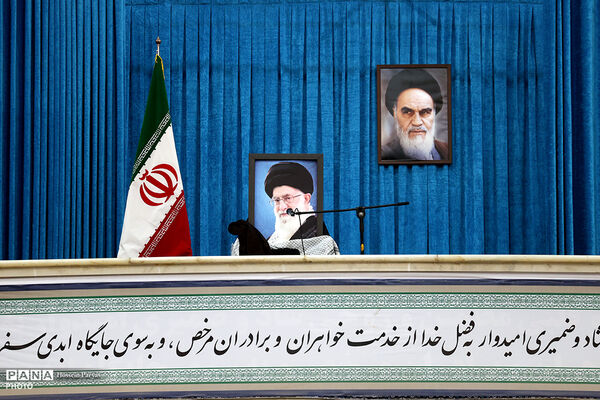 برگزاری همایش بزرگ جمع‌خوانی دانش‌آموزان با اجرای سرود و نوحه حماسی «باید برخاست»