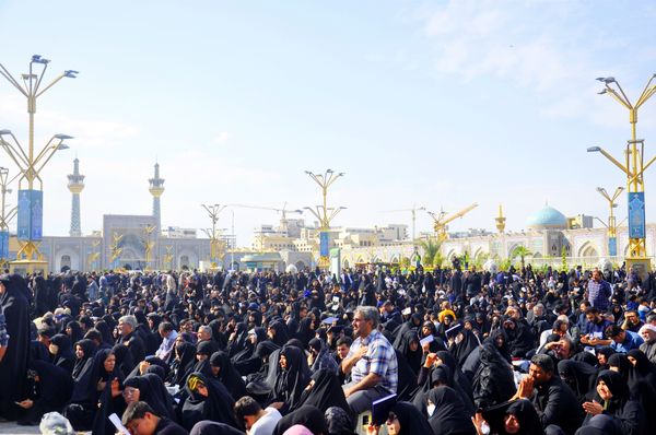 زیارت شهدای جمهور در حرم مطهر رضوی