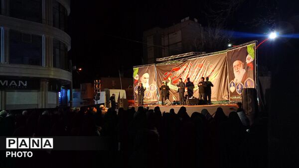 مردم کاشمر در کف خیابان عزاداری کردند