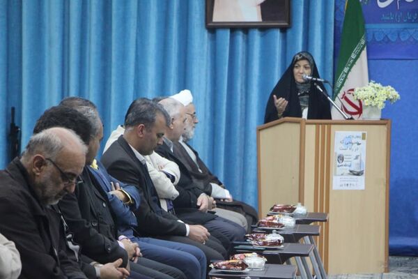 رونمایی کتاب «صبحی که در راه است» 
