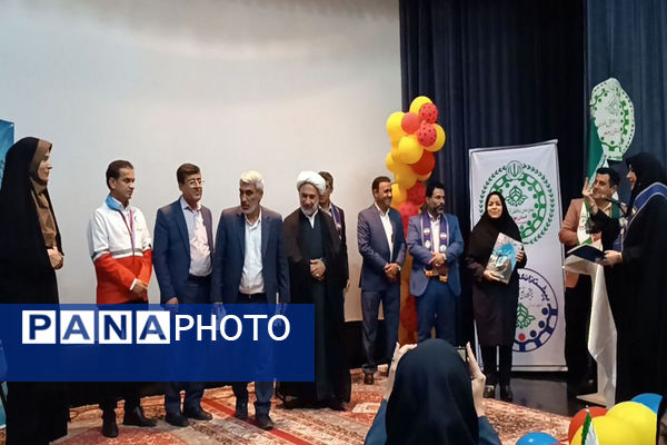 تجلیل از مربیان و دانش‌آموزان برتر شهرستان جم