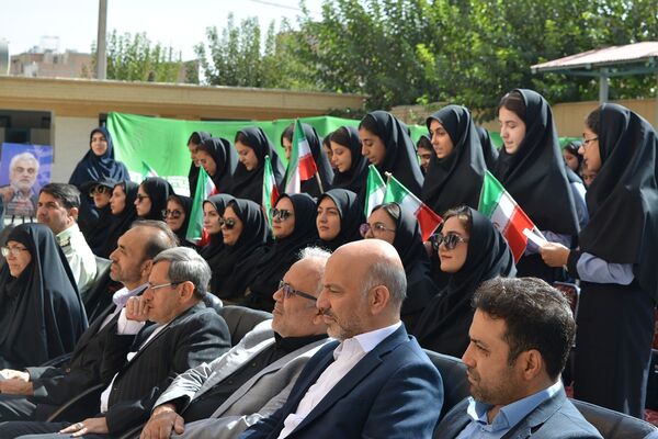مهر زنگ روشنایی، امید و مقاومت