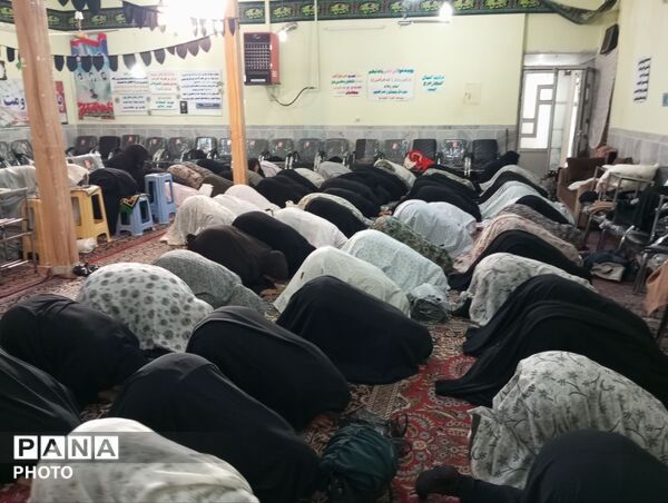 عید بندگی در مسجد ابوالفضلی نیشابور 
