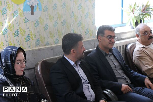 آیین بزرگداشت «خاطره‌سازان» در آموزشگاه شهید جوادی