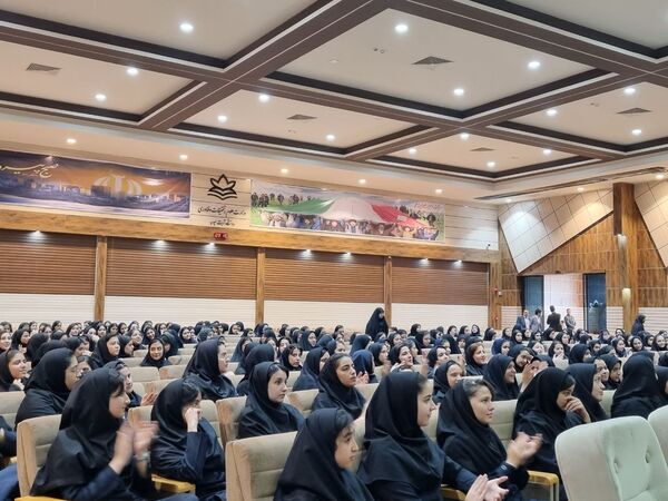 همایش آشنایی با مبانی هوش مصنوعی دانش‌آموزان شهرستان تربت حیدریه 