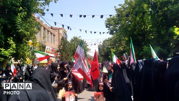 سراب؛ هم‌صدا با تهران در وداع با قائد شهید