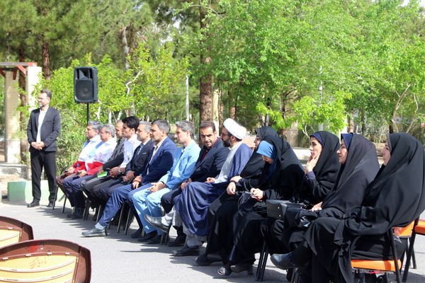 آیین افتتاحیه جشنواره رقابت‌های علمی- مهارتی سفیران سلامت استان قم